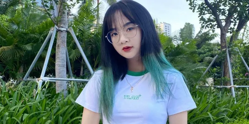 Đời tư và câu chuyện phía sau cái tên Gấm Kami là ai?