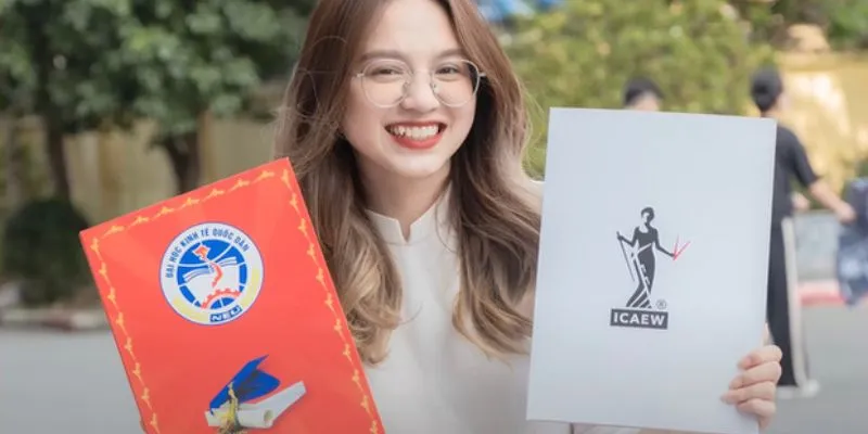 Profile" học vấn đáng nể