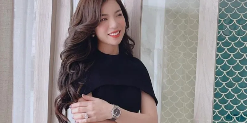 Rẽ hướng sang lĩnh vực kinh doanh và gặt hái thành công